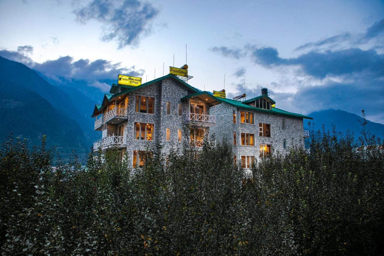 Tripli Hotels Stone House Cottage Manāli Eksteriør bilde