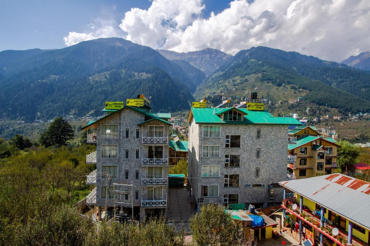 Tripli Hotels Stone House Cottage Manāli Eksteriør bilde